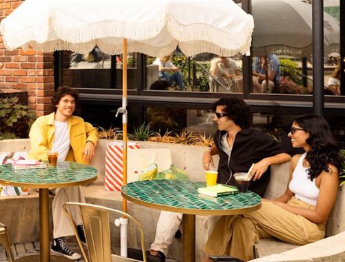 Arlo Williamsburg: Serve & Sip