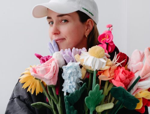 CJ HENDRY'S FLOWER MARKET RETURNS TO ROCKEFELLER CENTER