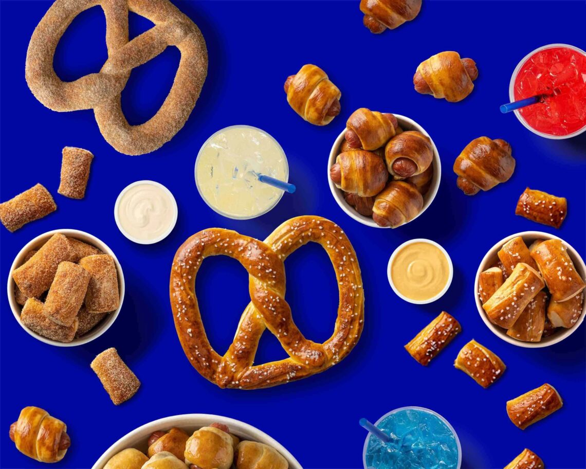 AUNTIE ANNE'S® CELEBRATES NATIONAL PRETZEL DAY WITH FREE PRETZELS