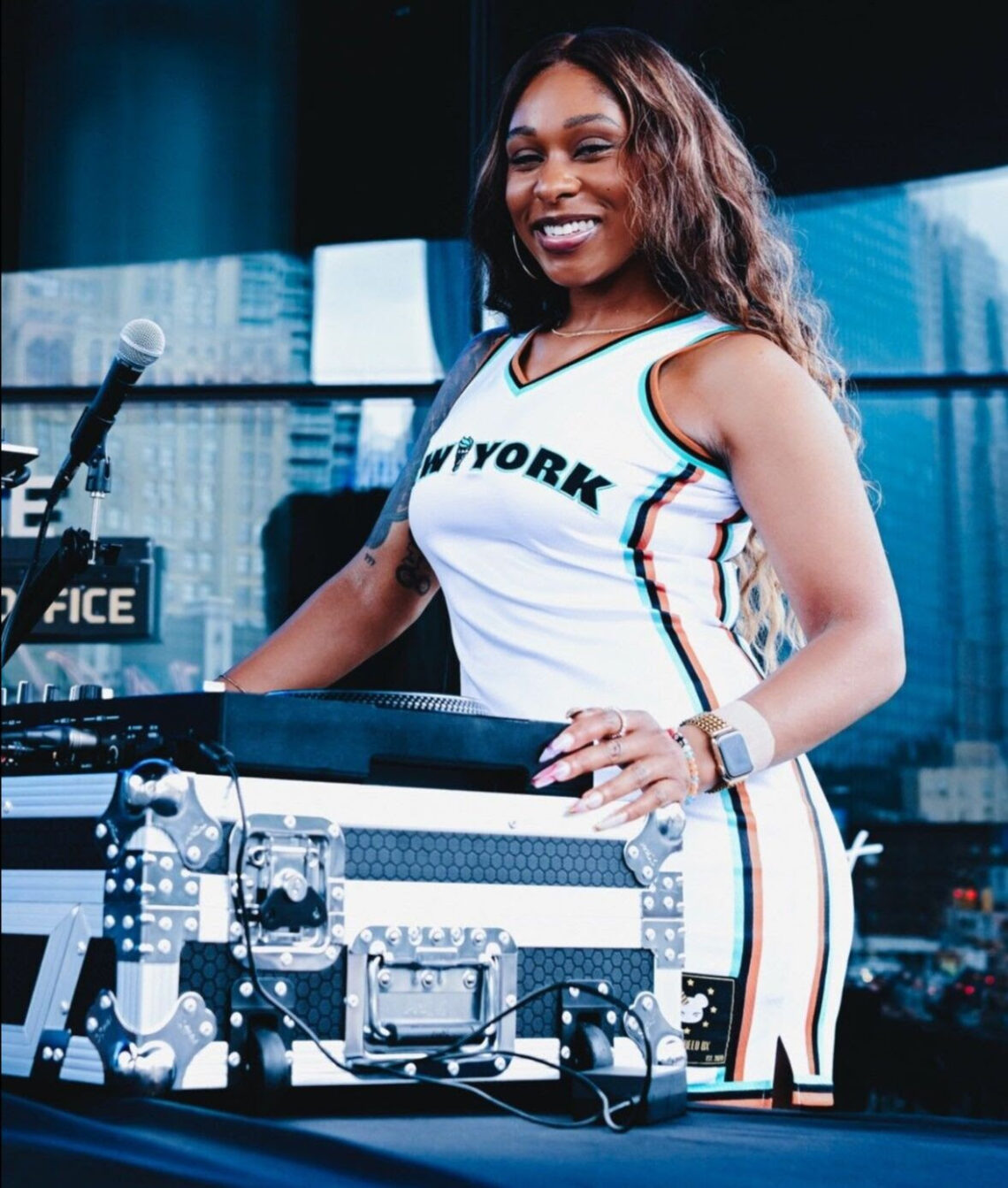 NEW YORK LIBERTY EDITION FREE FRIDAY NIGHTS